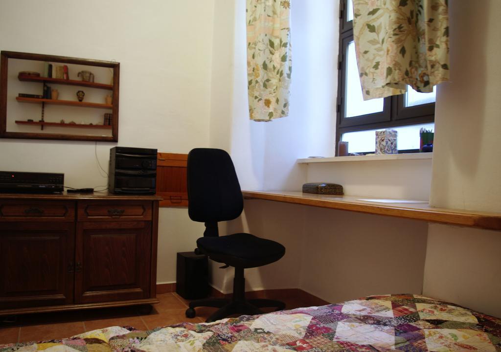 Anic Beachside Escape Apartment